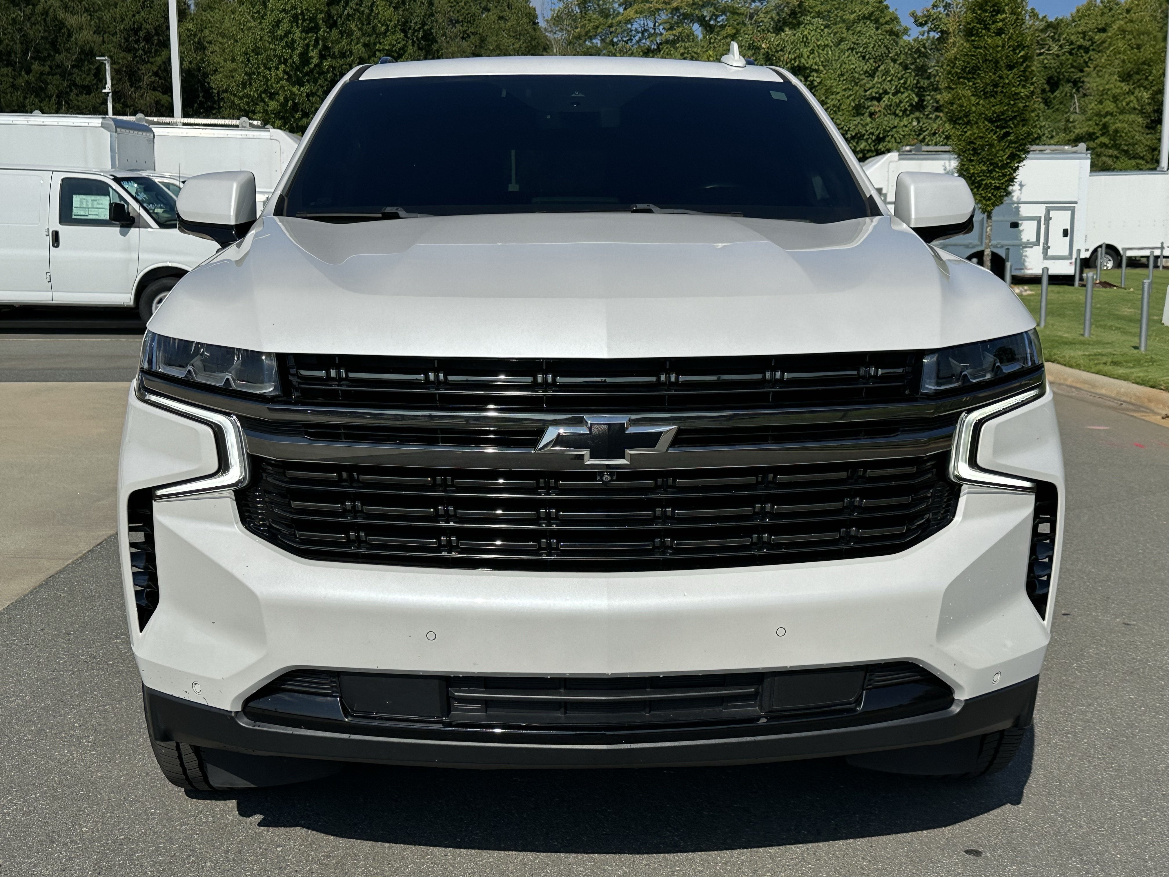 Used 2022 Chevrolet Tahoe RST w/ Luxury Package AWD/4WD image 4