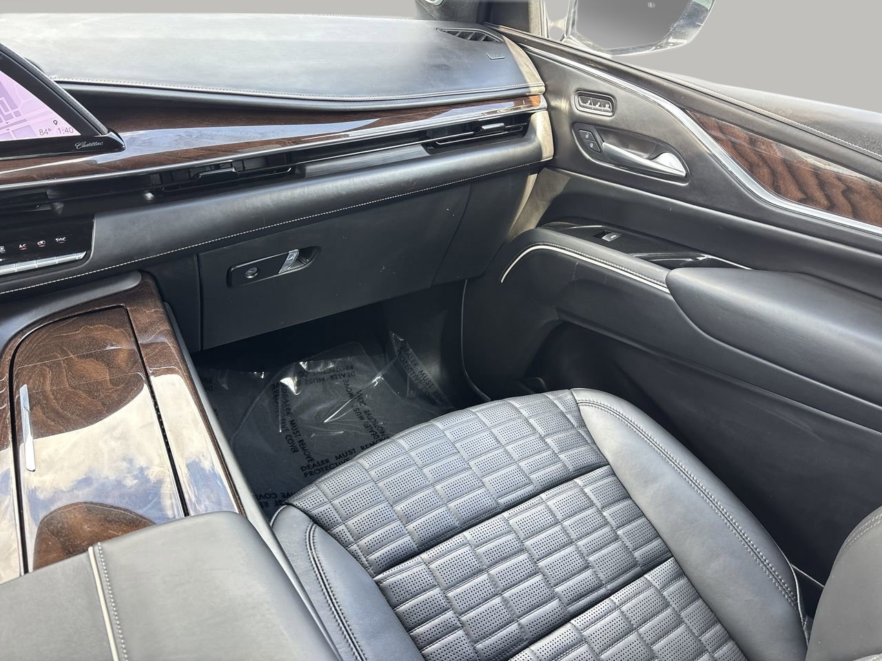 Used 2022 Cadillac Escalade Sport Platinum image 16