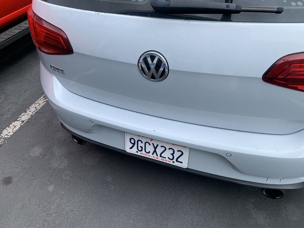 Used 2018 Volkswagen GTI Autobahn FWD image 10