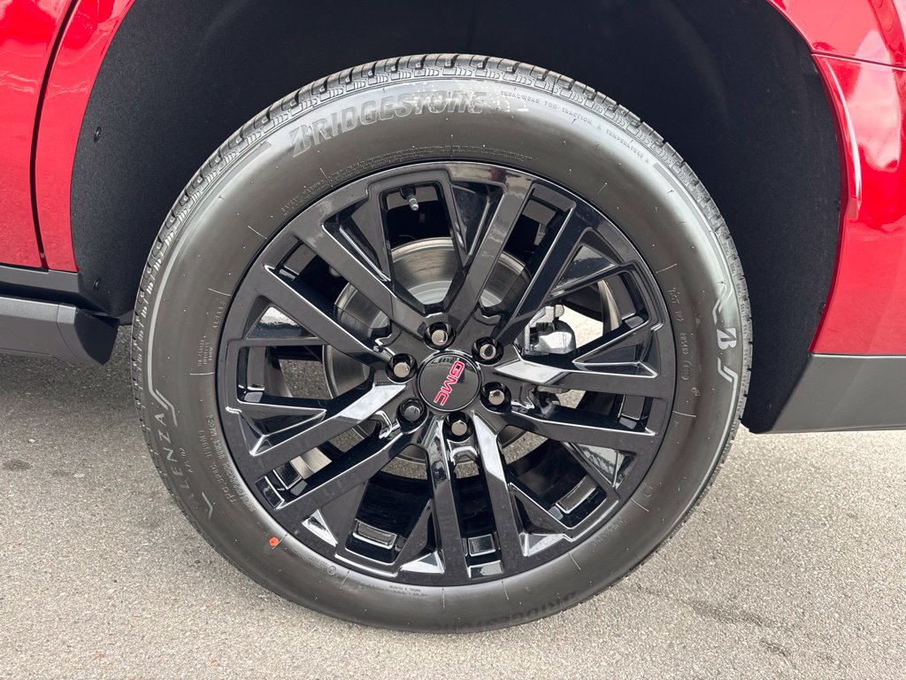 New 2026 GMC Yukon Denali w/ Sun & Power Step Package AWD/4WD image 37