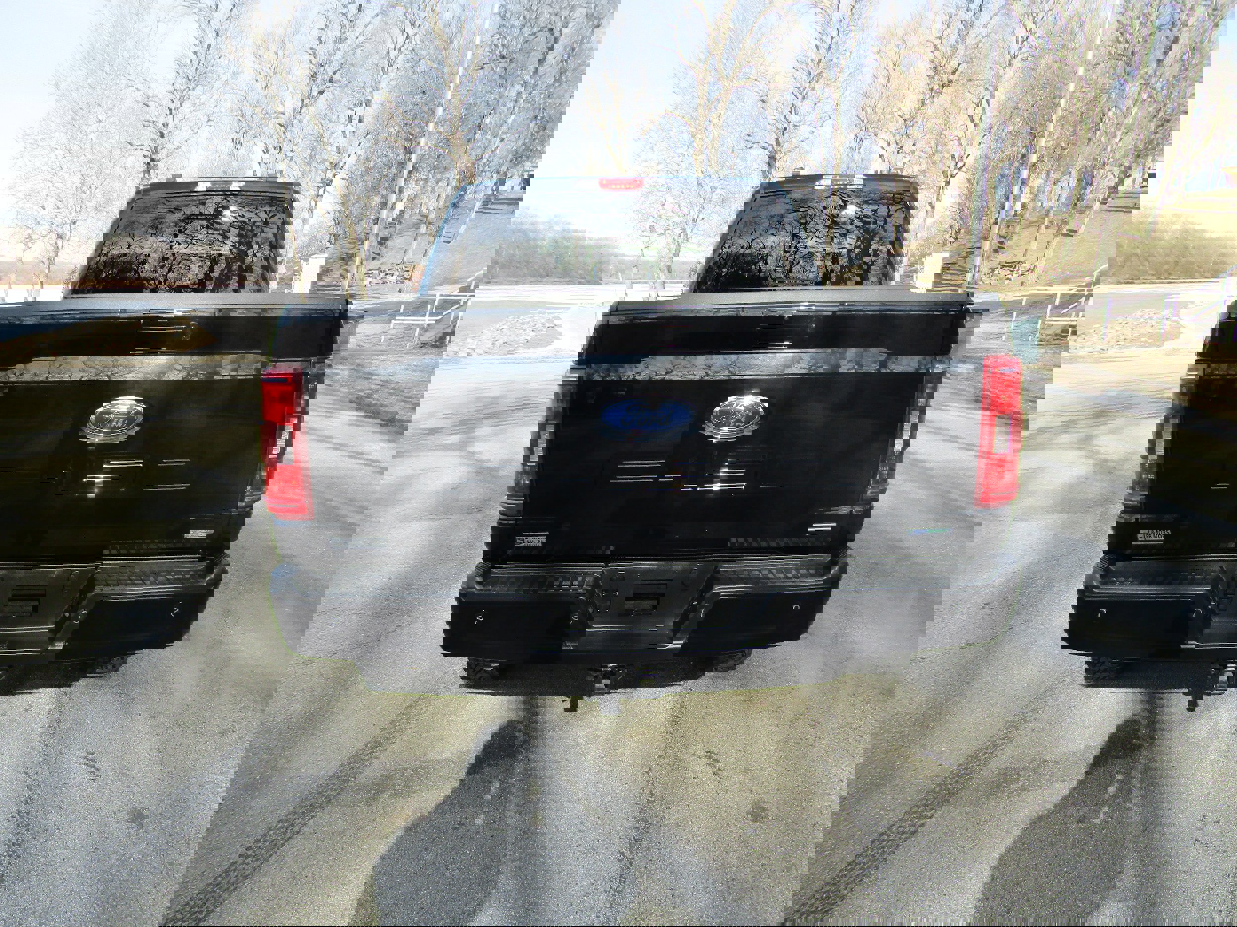 Certified 2022 Ford F150 XLT w/ Equipment Group 302A High image 3