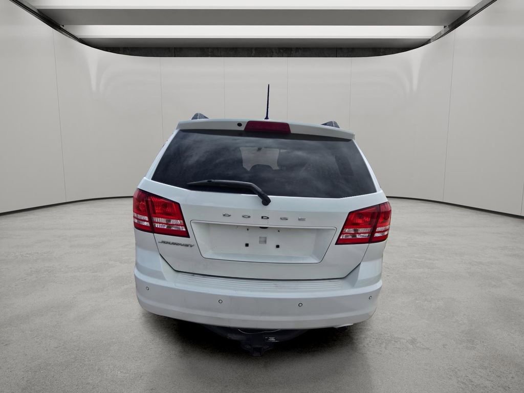 Used 2020 Dodge Journey SE FWD image 4