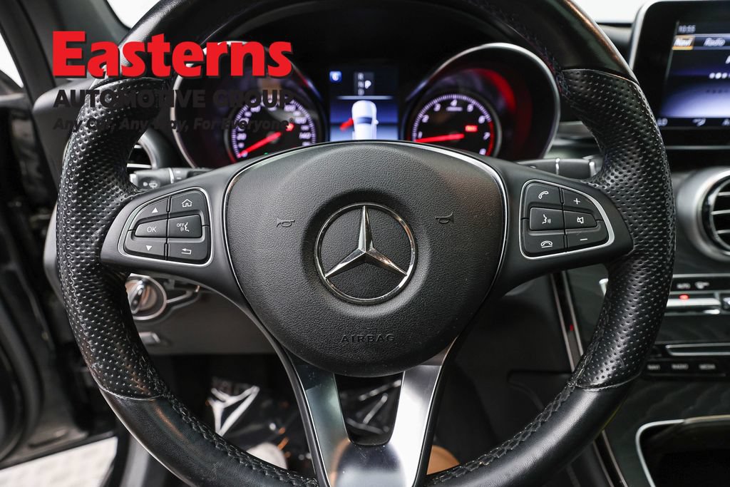 Used 2018 Mercedes-Benz GLC 300 4MATIC image 10