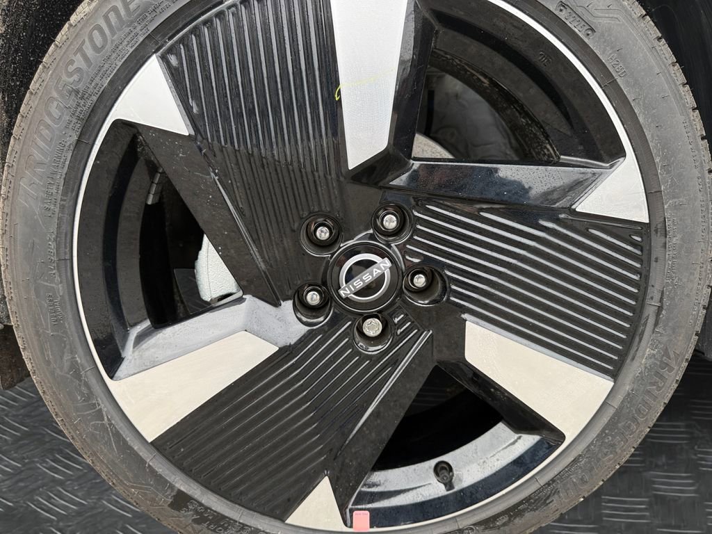 New 2026 Nissan Kicks SR w/ Cold Weather Package image 20