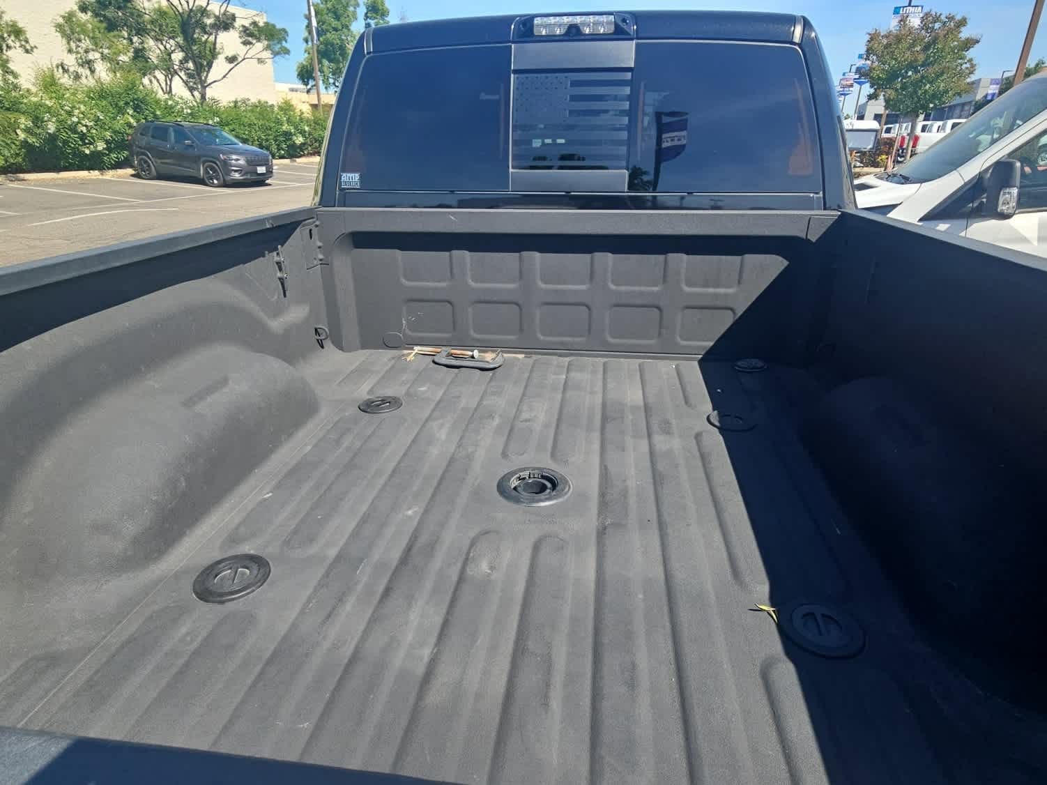 Used 2019 RAM 2500 Laramie AWD/4WD image 9