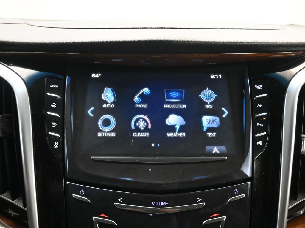 Used 2018 Cadillac Escalade Luxury image 17