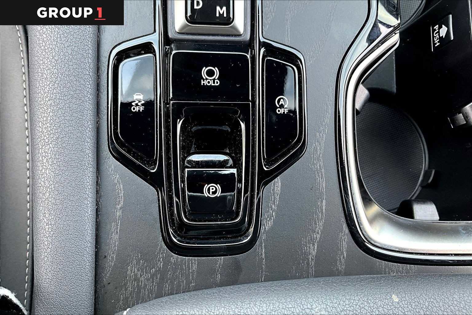 Used 2025 Lexus RX 350 Premium w/ Accessory Package (Z1) image 32