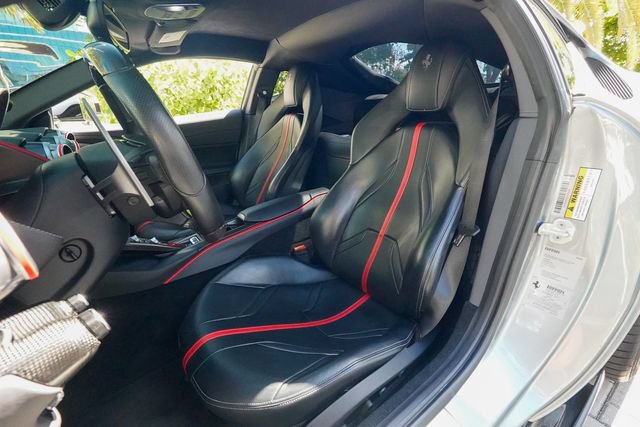 Used 2018 Ferrari 812 Superfast RWD image 51