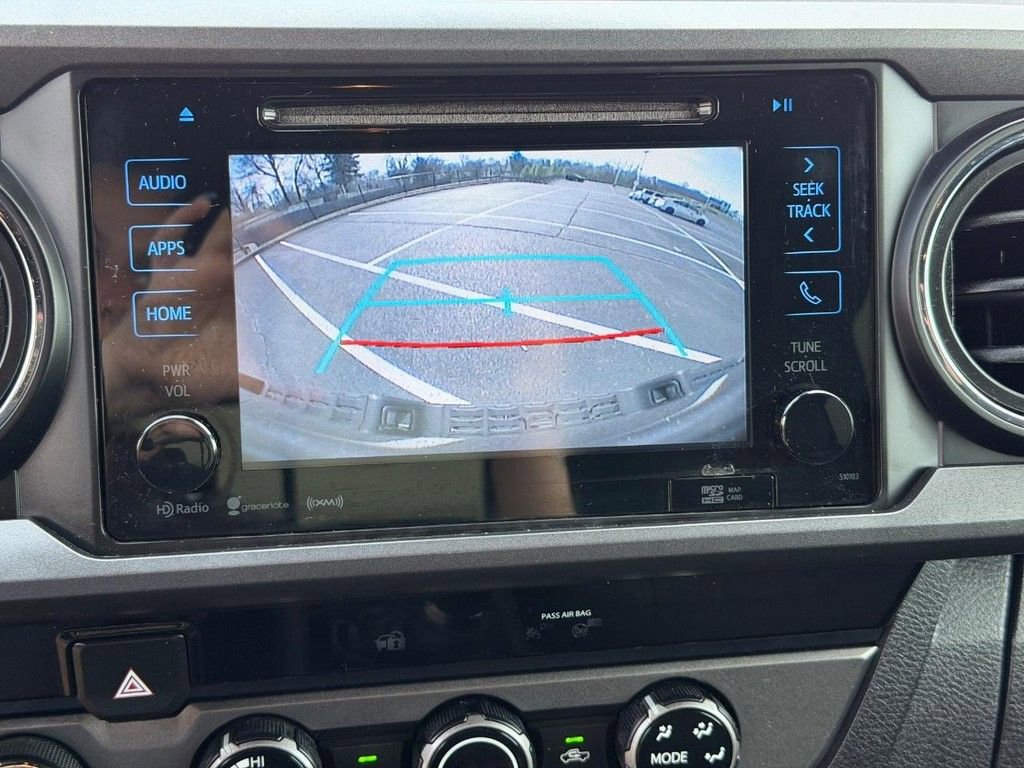 Used 2018 Toyota Tacoma TRD Off-Road image 21