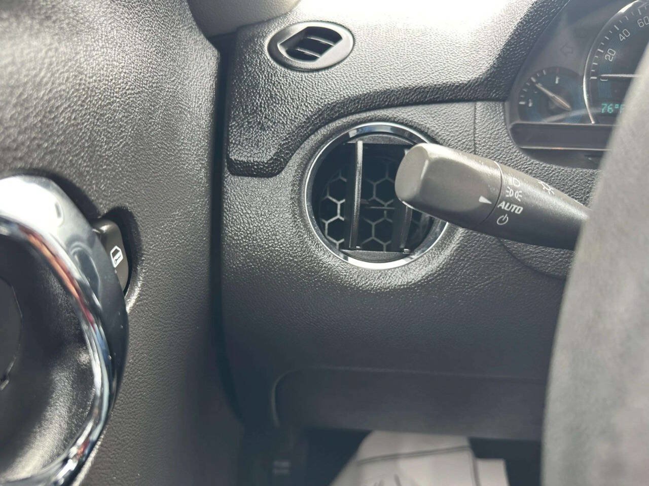 Used 2010 Chevrolet HHR LT FWD image 27
