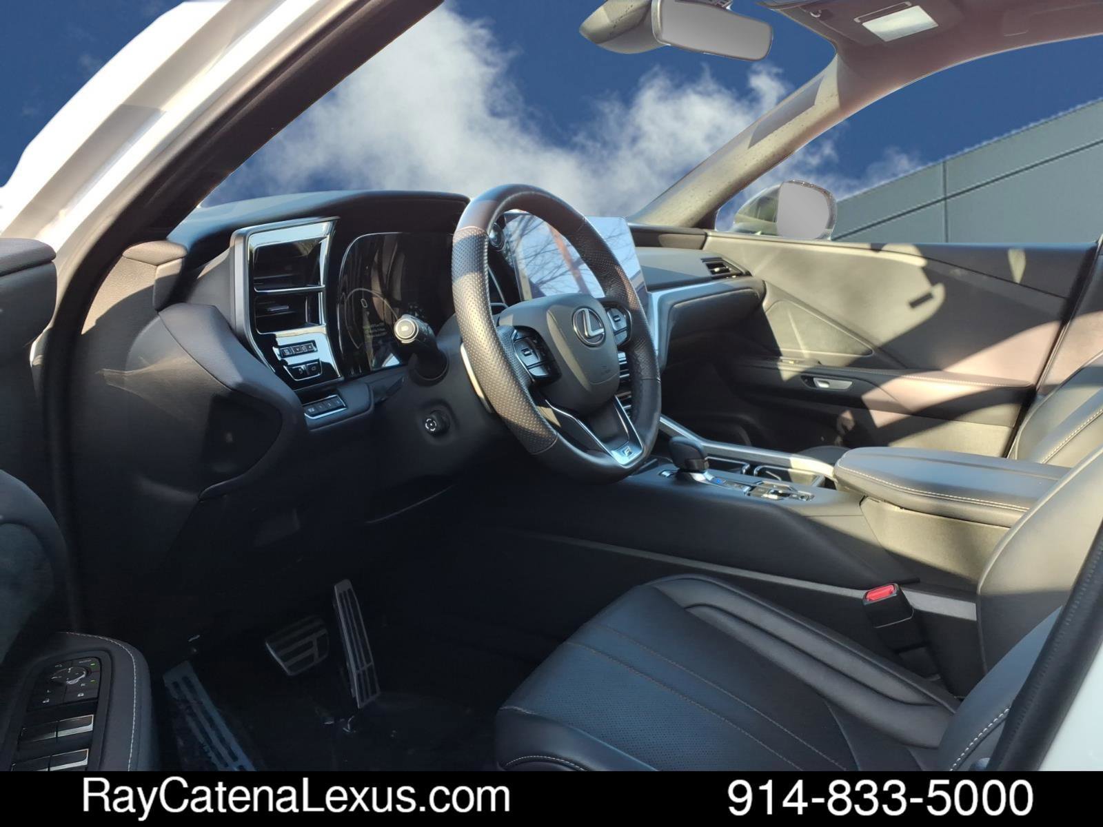 Used 2024 Lexus TX 500h AWD image 19