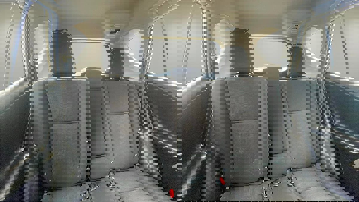 Used 2017 Toyota RAV4 XLE image 15