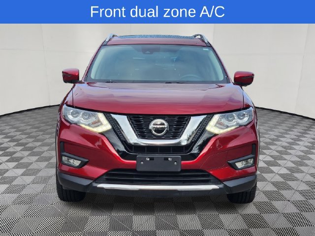Used 2019 Nissan Rogue SL w/ Premium Package FWD image 2