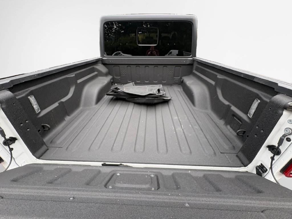 Certified 2022 Jeep Gladiator Sport AWD/4WD image 26