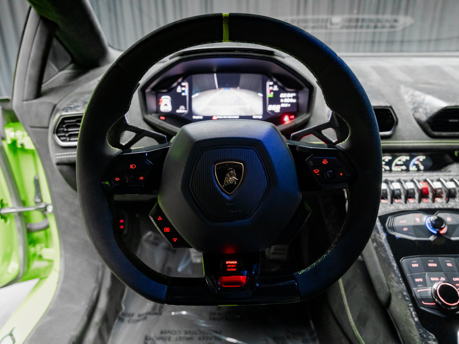 Used 2018 Lamborghini Huracan Performante AWD/4WD image 51