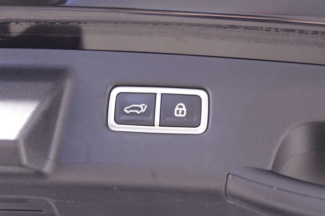 Used 2023 Kia Sorento SX Prestige image 24