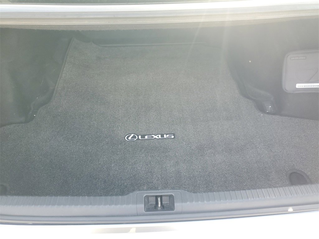 Used 2023 Lexus IS 300 w/ Comfort Package image 8