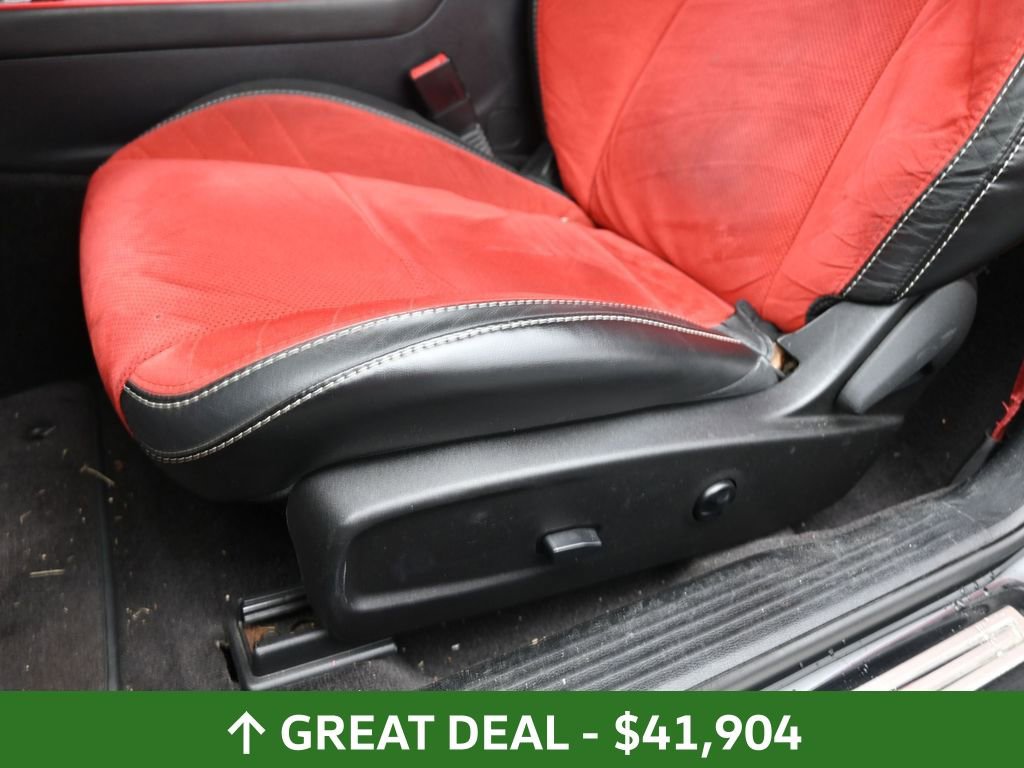 Used 2016 Dodge Challenger SRT Hellcat image 30