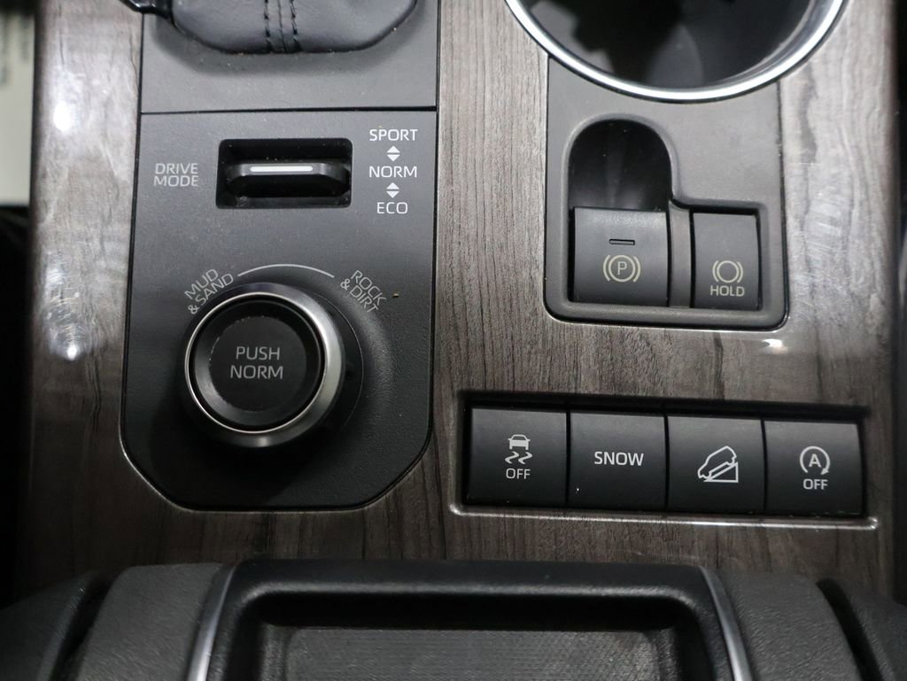 Used 2020 Toyota Highlander Platinum image 34