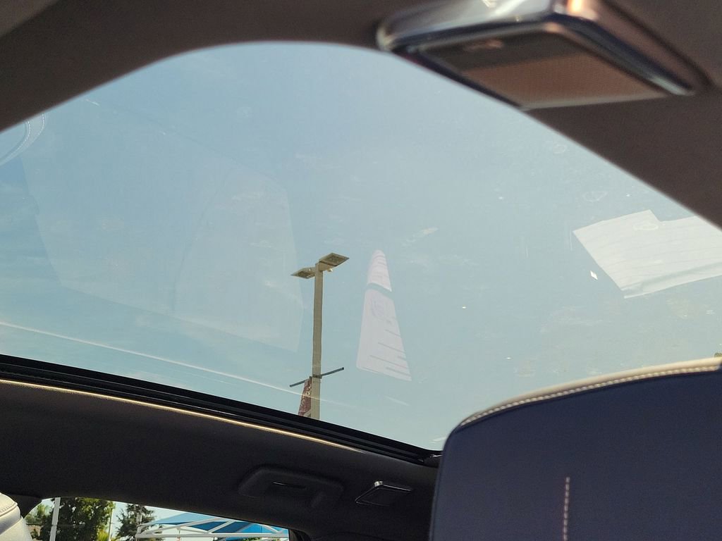 Certified 2025 Cadillac Optiq Sport 2 image 16