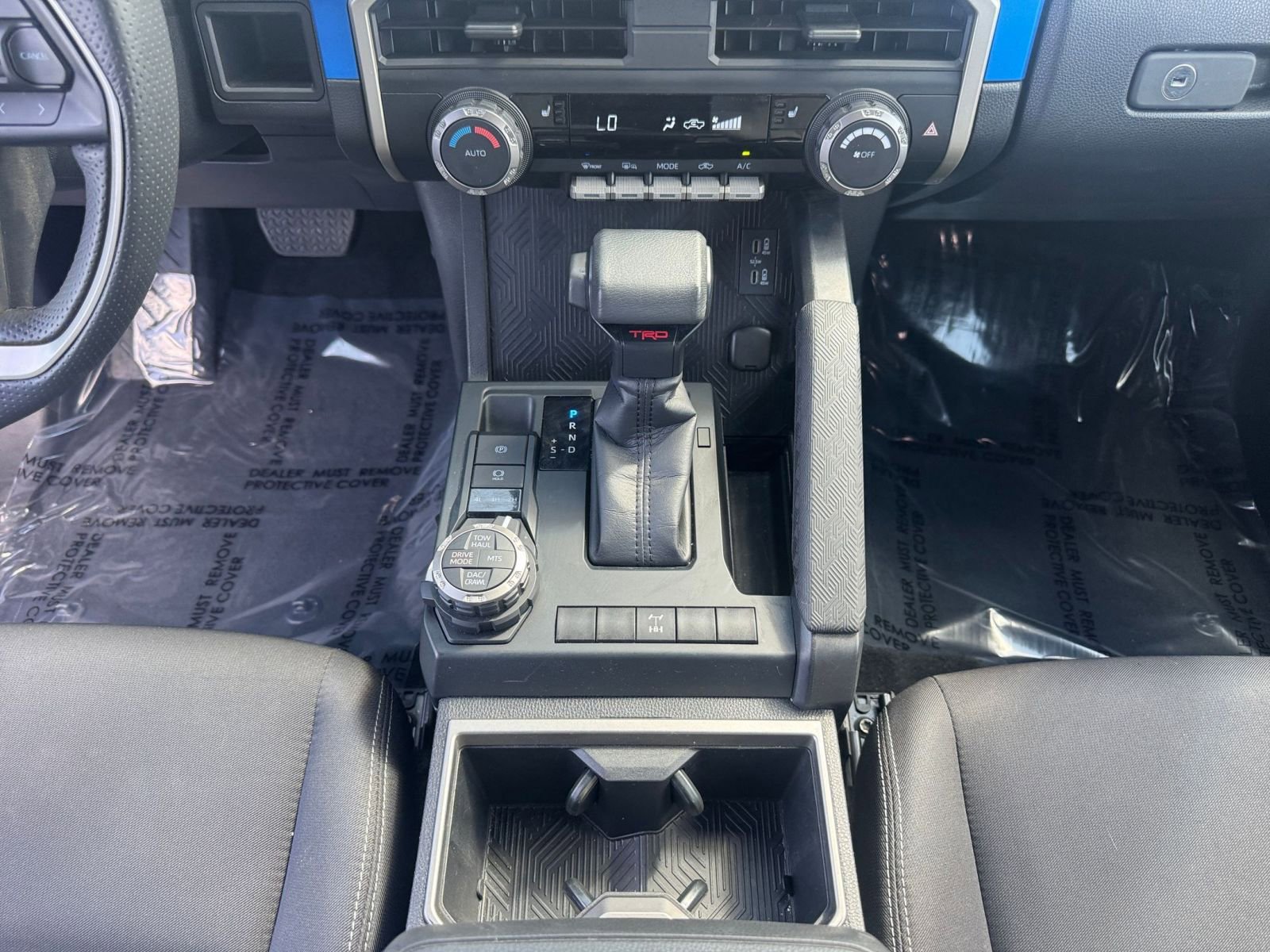 Used 2025 Buick Envista Sport Touring image 39