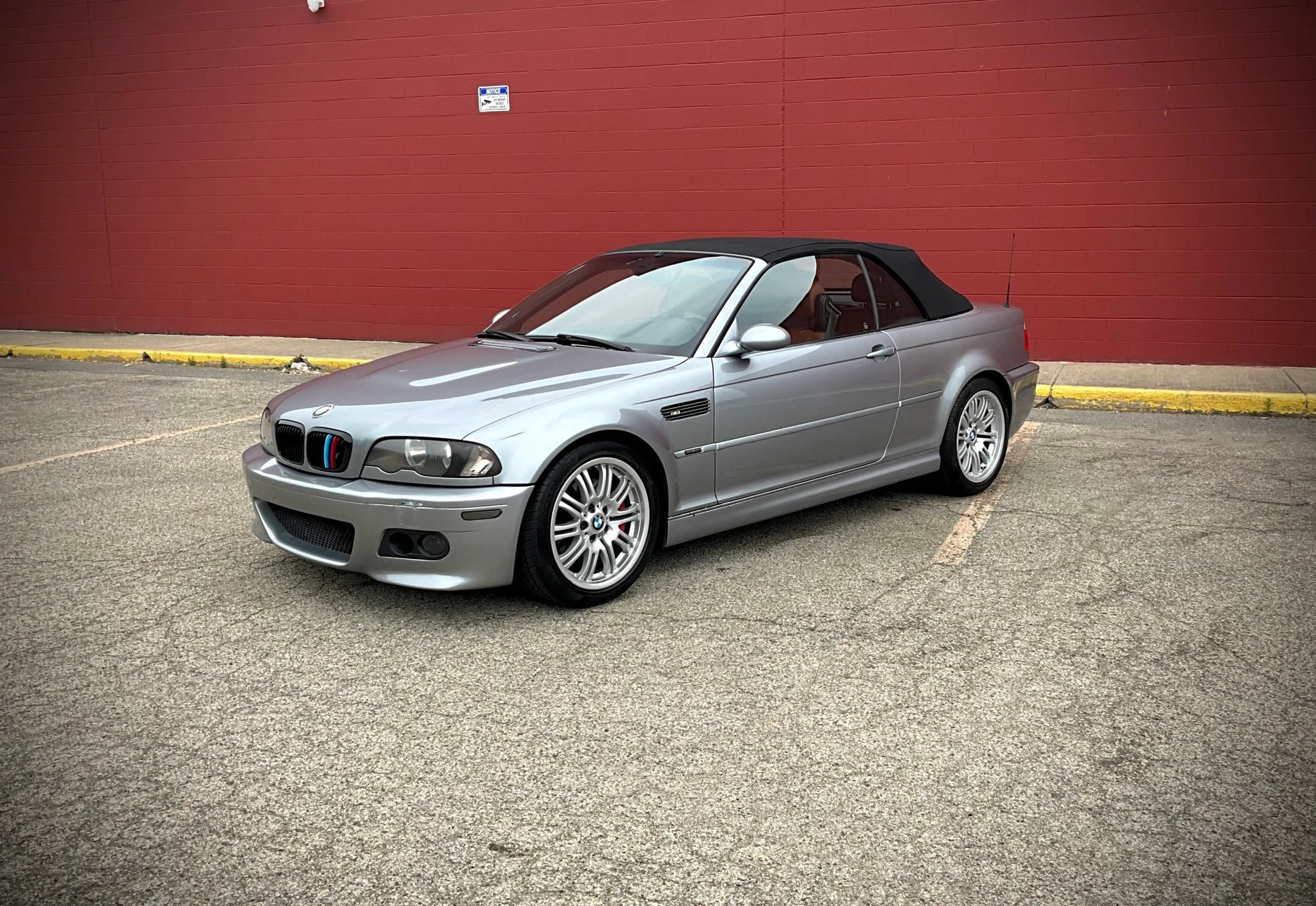 Used 2005 BMW M3 Convertible RWD image 2