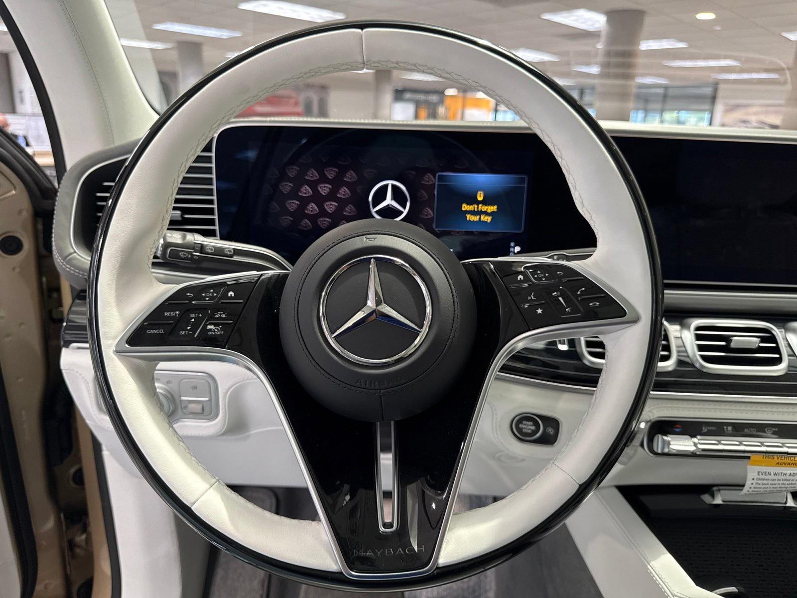 New 2026 Mercedes-Benz Maybach GLS 600 4MATIC image 15