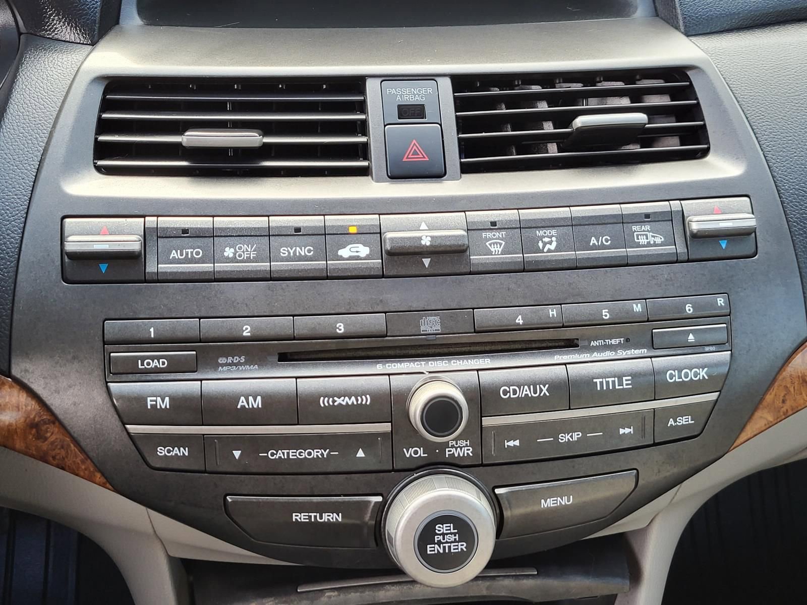 Used 2011 Honda Accord EX-L image 26