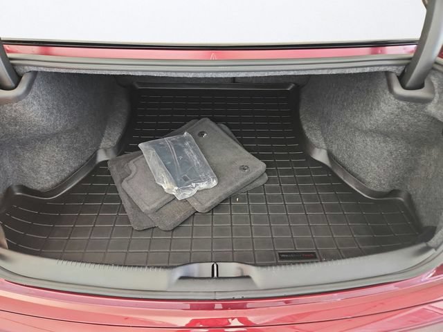 Used 2023 Chrysler 300 C RWD image 24