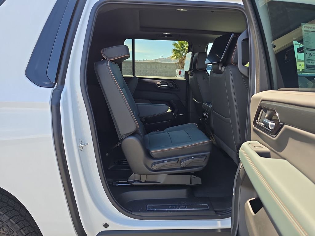 New 2026 GMC Yukon XL AT4 w/ AT4 Premium Plus Package image 42