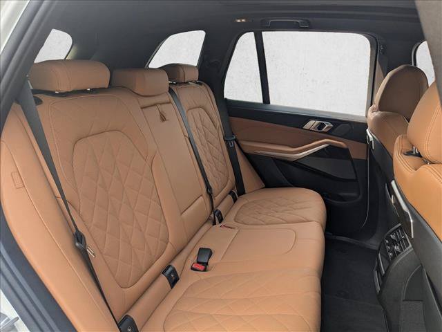 Used 2024 BMW X5 xDrive40i w/ Premium Package AWD/4WD image 21