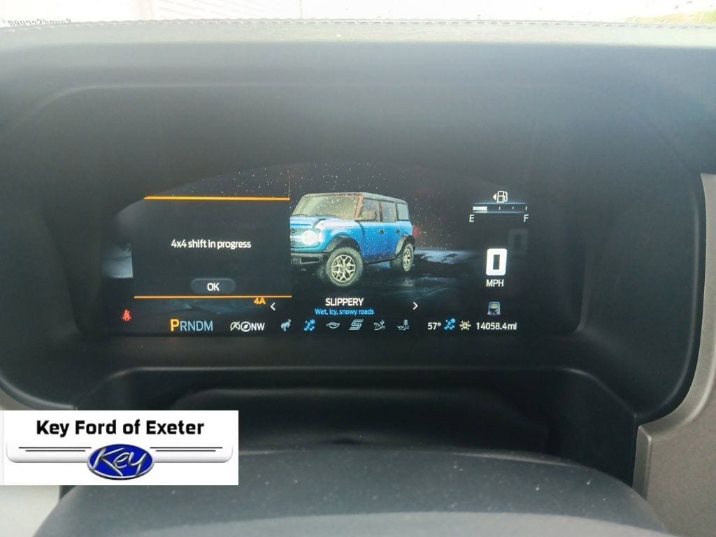 Certified 2025 Ford Bronco Outer Banks w/ Sasquatch Package AWD/4WD image 39