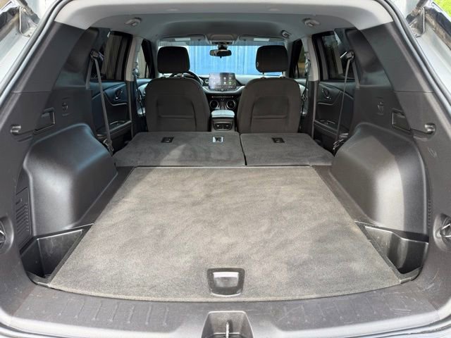 Used 2023 Chevrolet Blazer LT FWD image 34