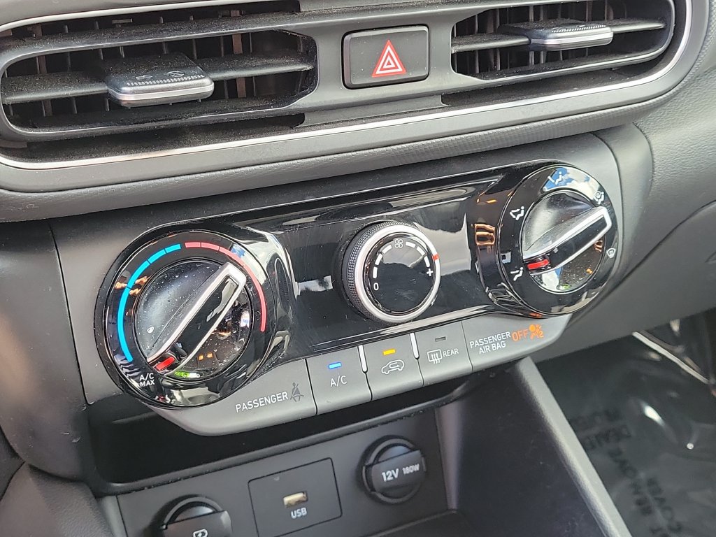 Used 2022 Hyundai Kona SEL FWD image 21