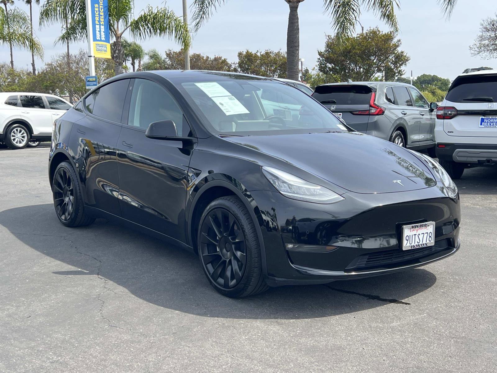 Used 2022 Tesla Model Y Long Range image 28