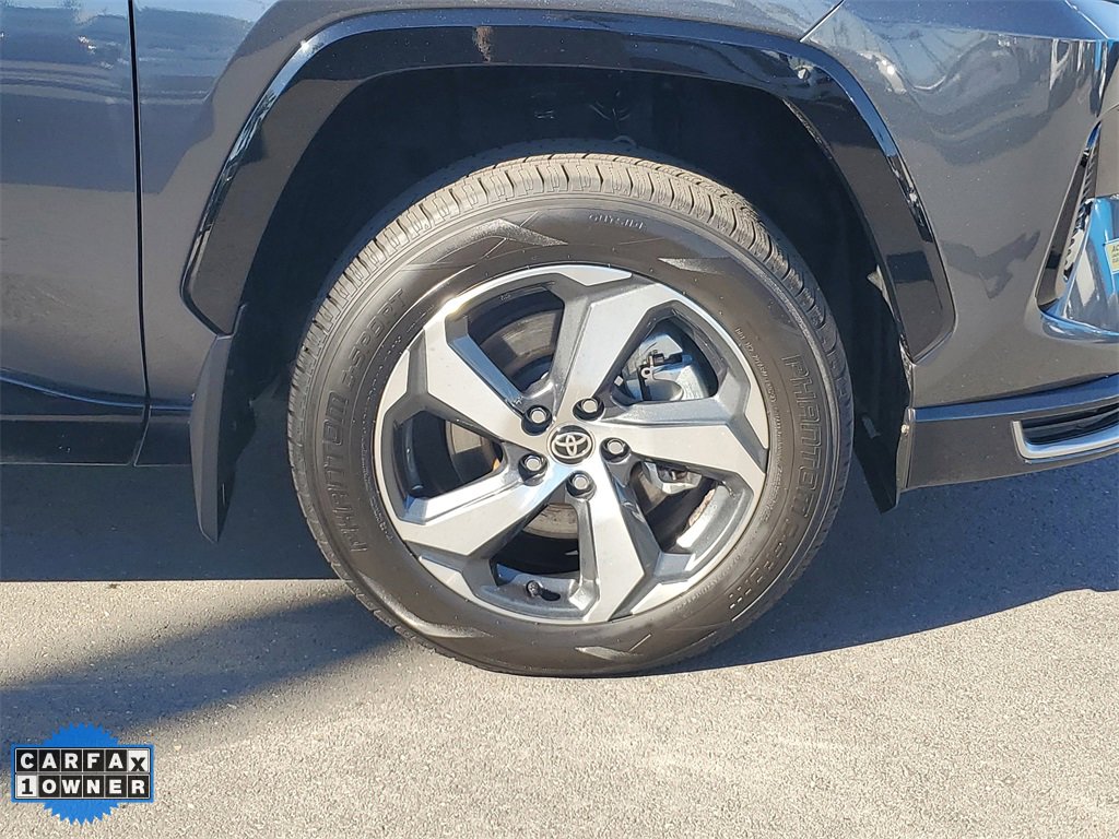 Used 2022 Toyota RAV4 SE image 5