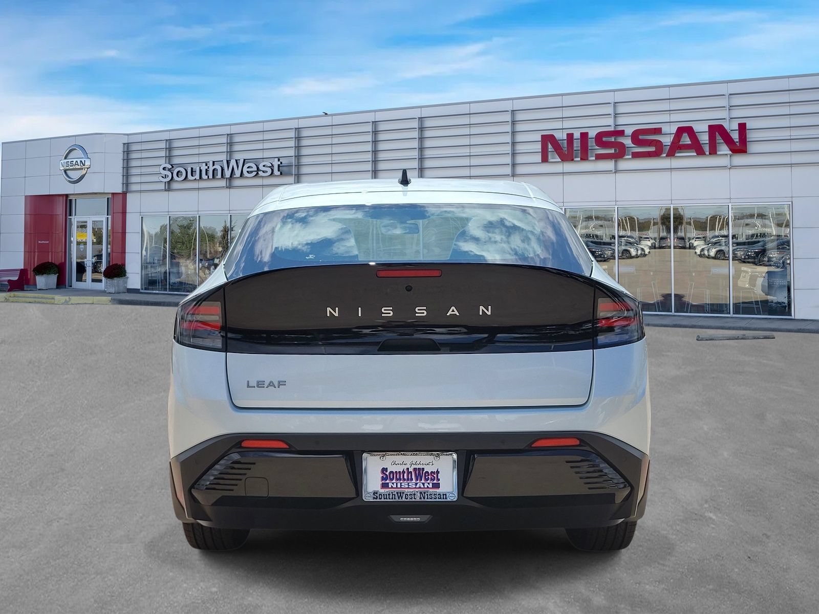 New 2026 Nissan Leaf SV+ w/ Floor Mat Package (SV+) FWD image 6