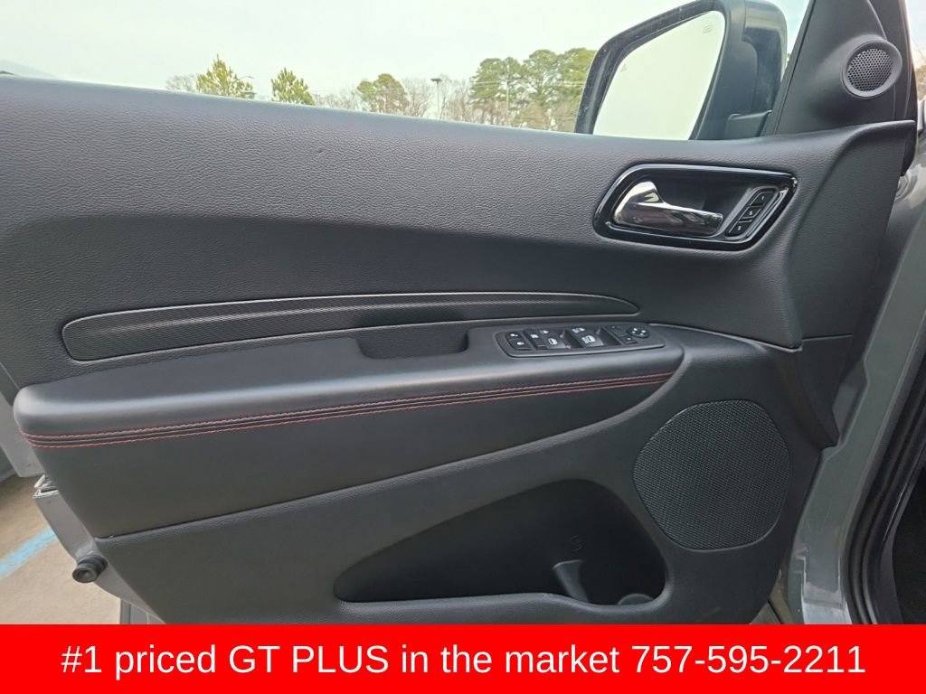Used 2024 Dodge Durango GT image 10