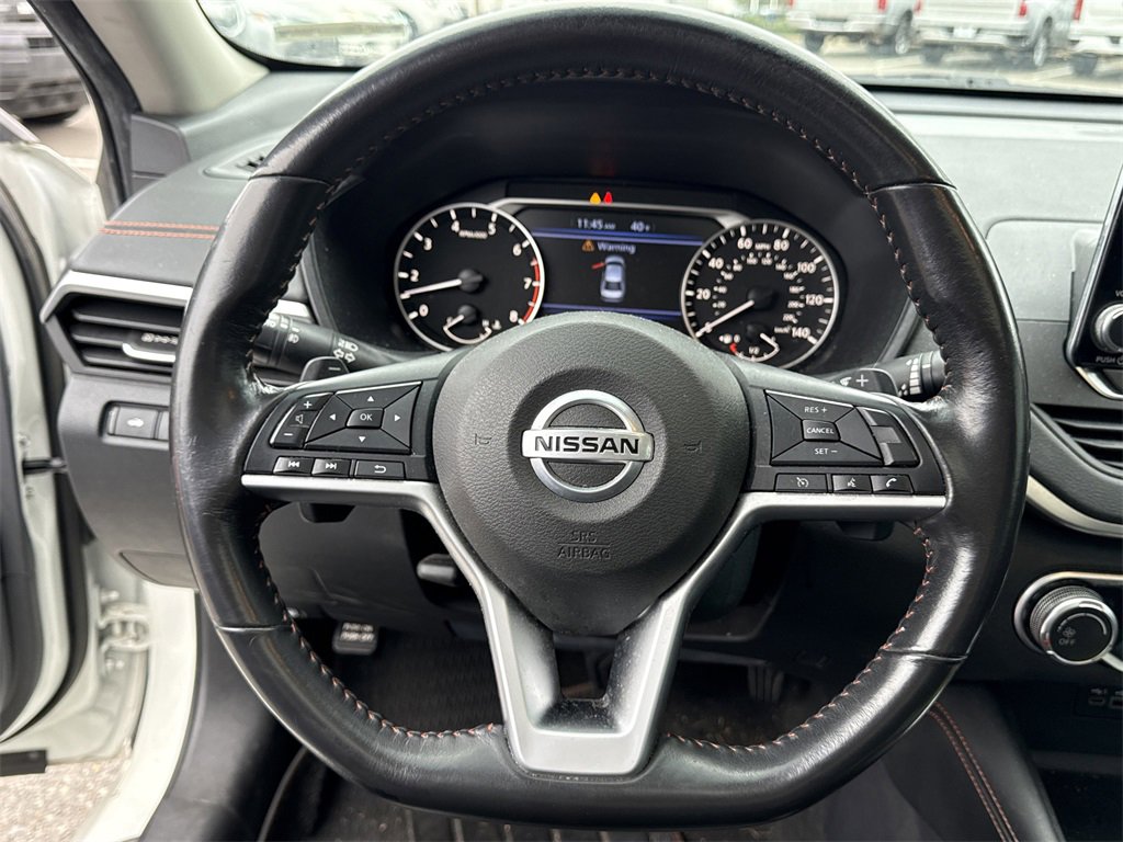 Used 2022 Nissan Altima 2.5 SR w/ Midnight Edition Package image 16