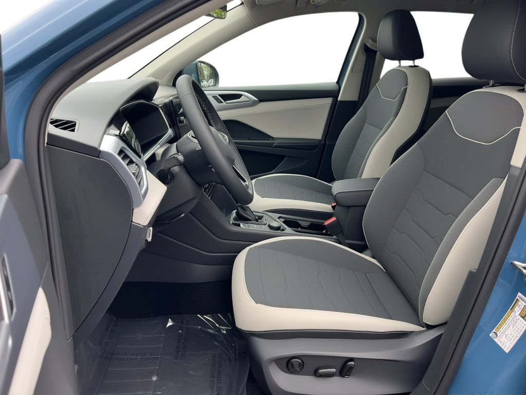 New 2026 Volkswagen Taos SE AWD/4WD image 6