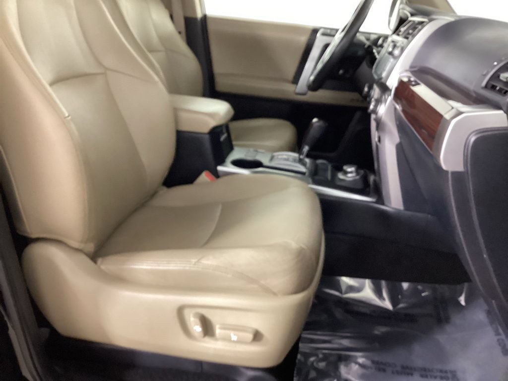 Used 2019 Toyota 4Runner Limited AWD/4WD image 22