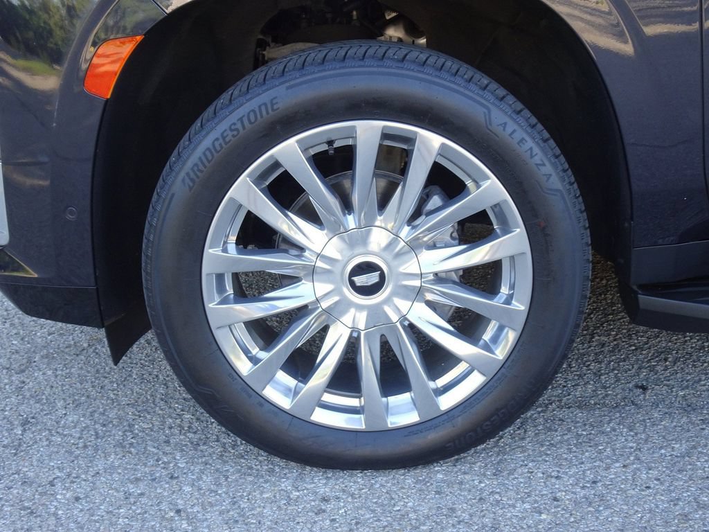 Certified 2023 Cadillac Escalade Premium Luxury w/ LPO, Floor Liner Package AWD/4WD image 26