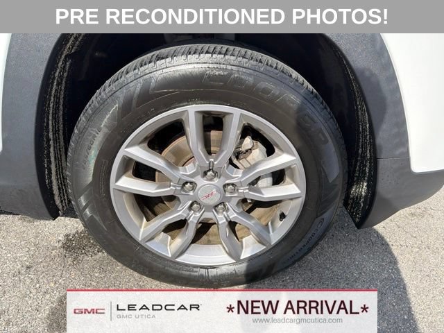 Used 2022 GMC Terrain SLT w/ LPO, Floor Liner Package AWD/4WD image 9