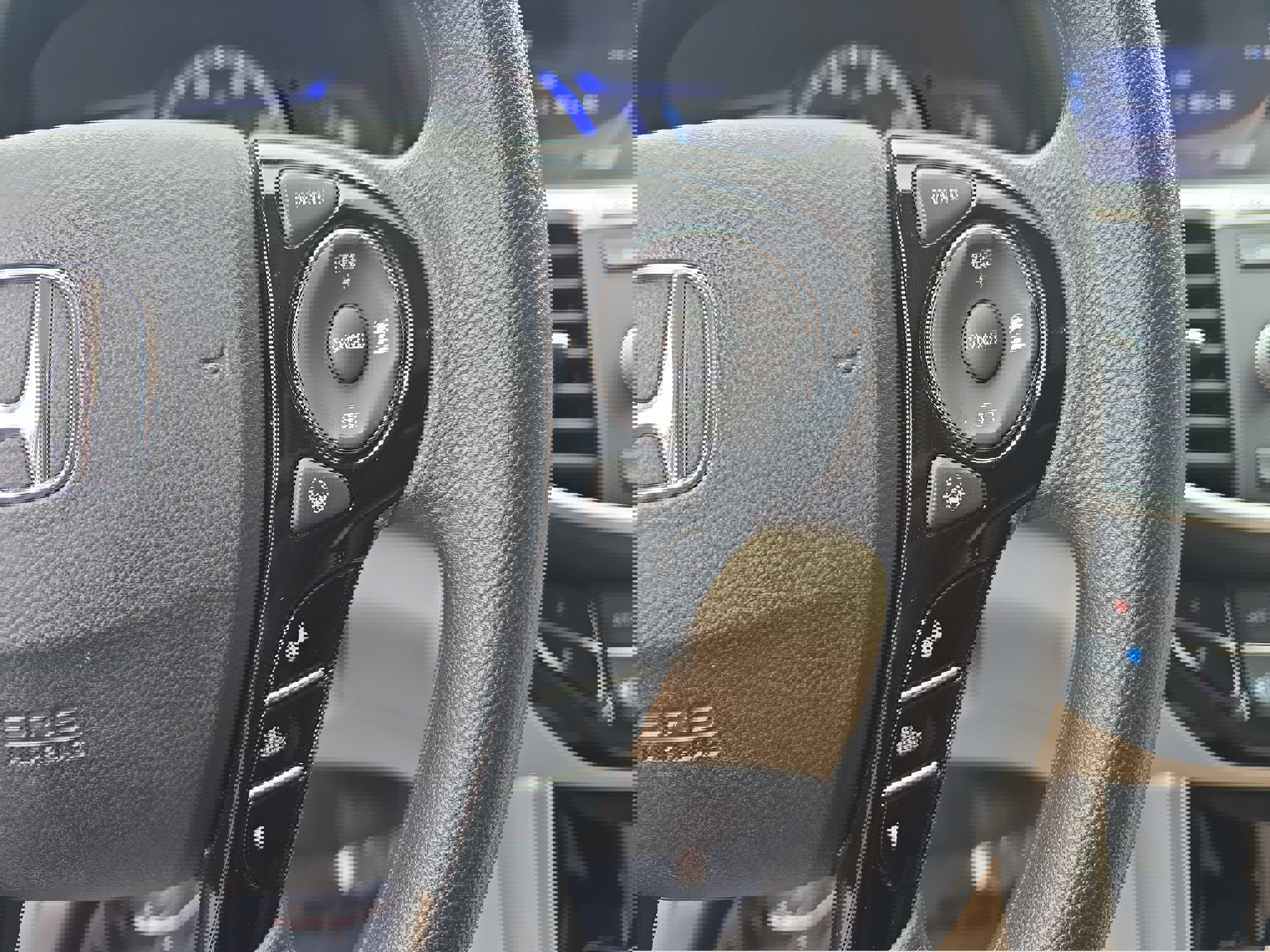 Used 2017 Honda Accord Hybrid Sedan image 19