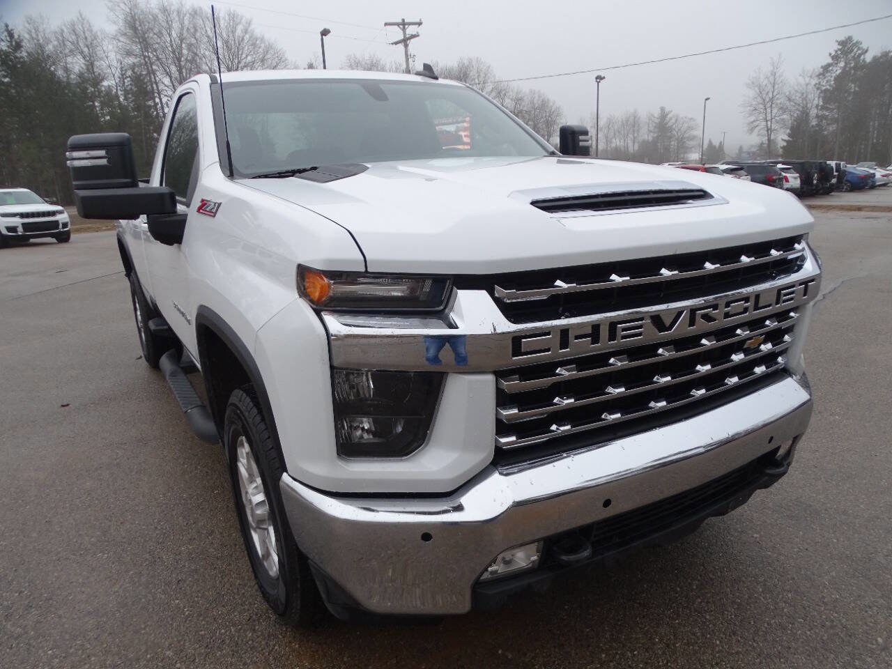 Used 2020 Chevrolet Silverado 3500 4x4 Regular Cab LT w/ Convenience Package image 2