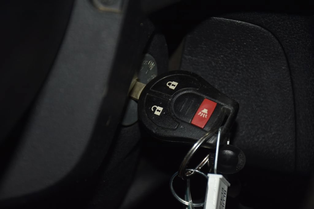Used 2014 Nissan Versa Note SV FWD image 18