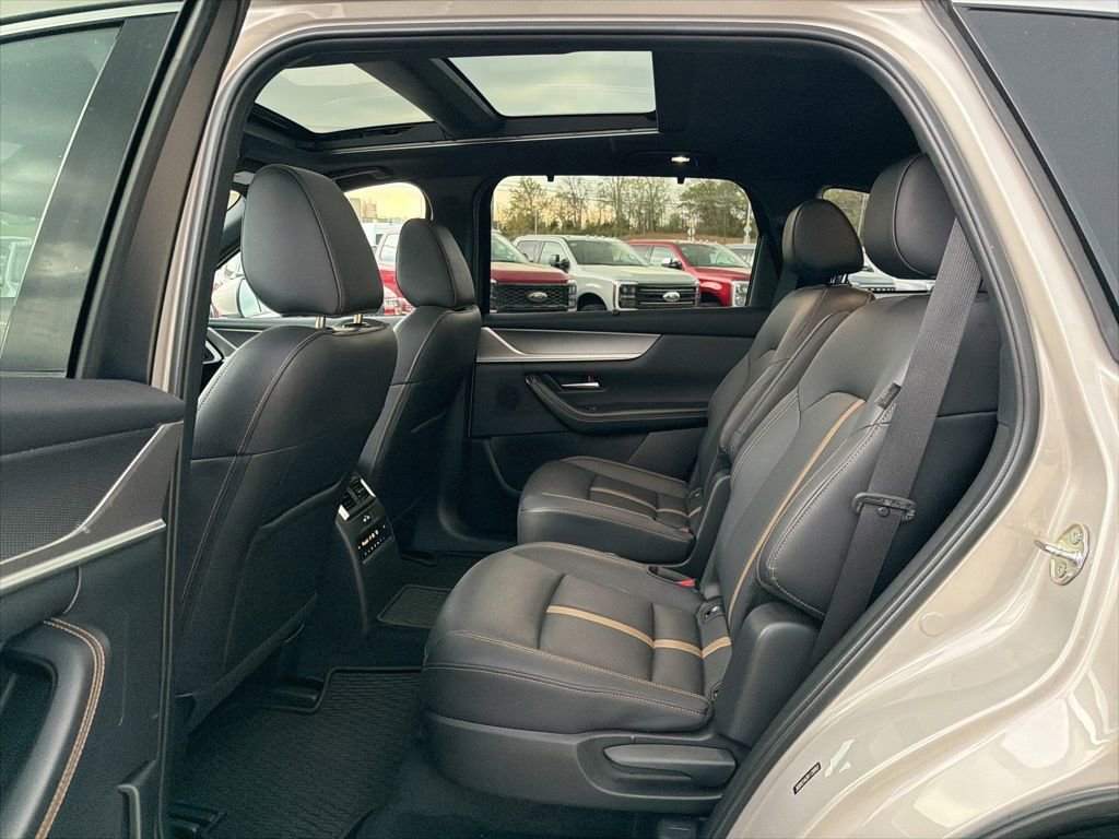 Used 2024 MAZDA CX-90 Plug-In Hybrid w/ Premium Plus image 13