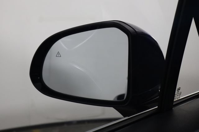 Used 2022 Hyundai Santa Fe SEL FWD image 35