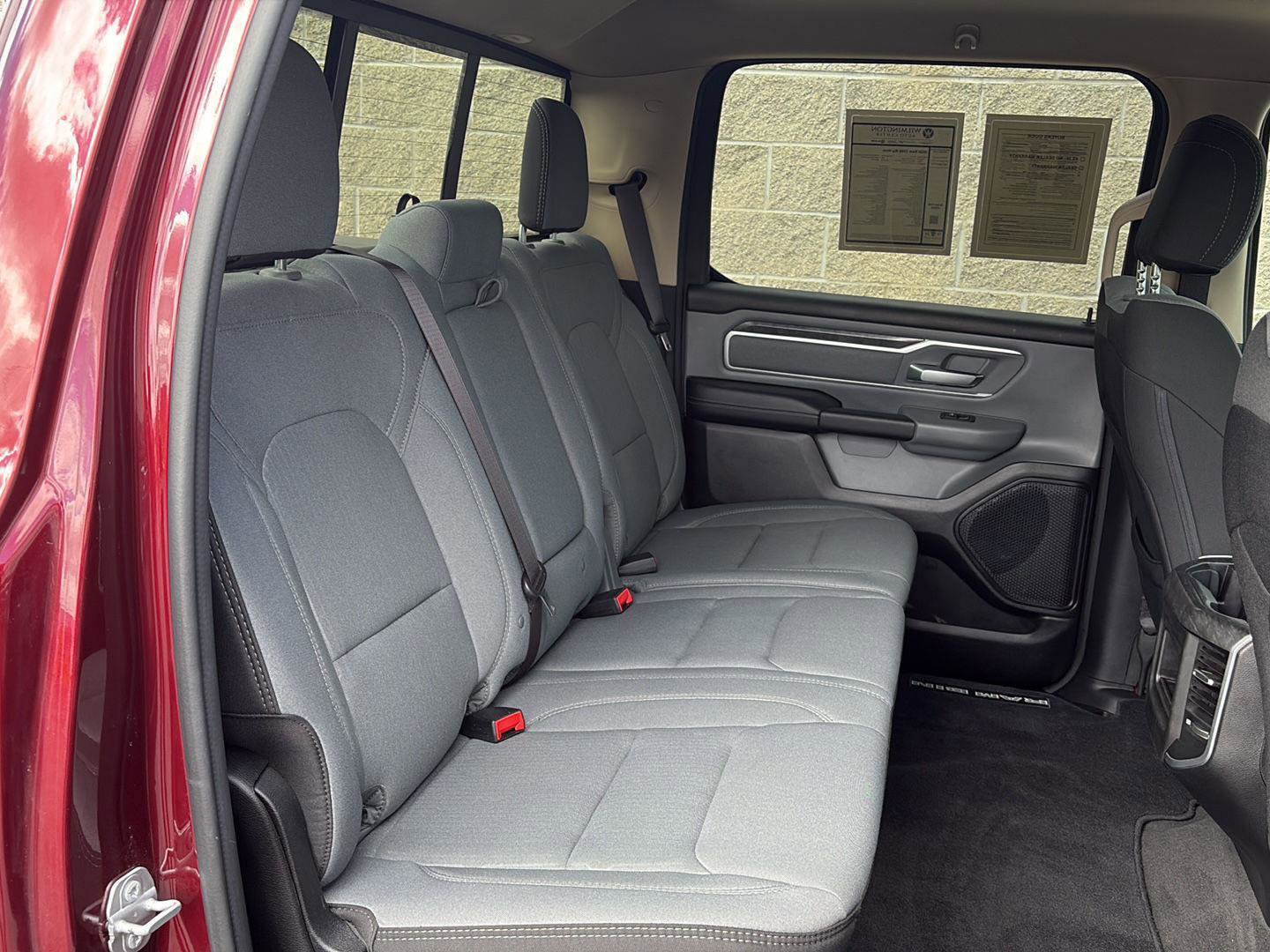 Used 2020 RAM 1500 Big Horn AWD/4WD image 33