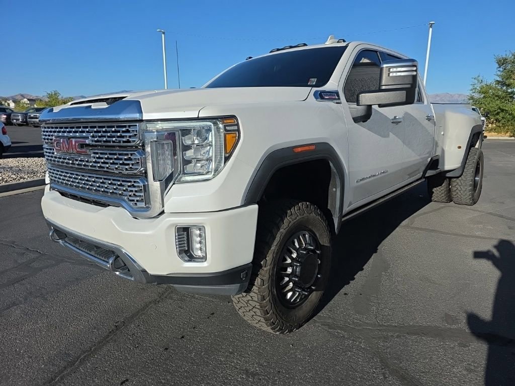 Used 2021 GMC Sierra 3500 Denali w/ Denali Ultimate Package image 9